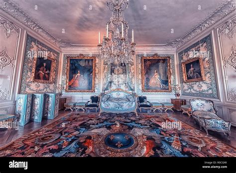 Versailles palace interior hi-res stock photography and images - Alamy
