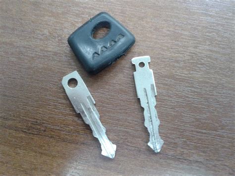 Ключ от Приоры на MOSOMO — Lada 2113, 1,6 л, 2008 года | аксессуары ...