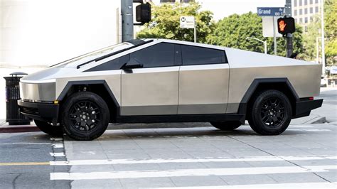 Why exactly Tesla recalled almost four-thousands Cybertrucks