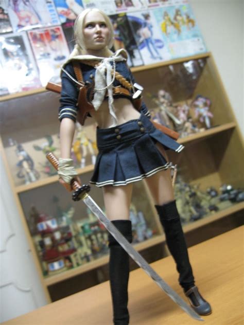 Hot Toys Babydoll From Sucker Punch Hobbies Toys Toys Games On Carousell