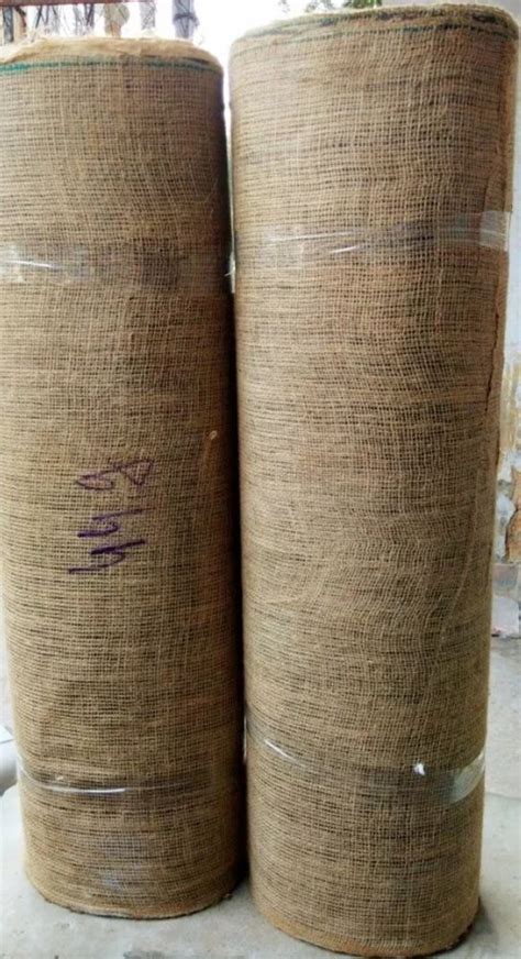 Brown Paper Laminated Hessian Clothes Packaging Type Roll Size