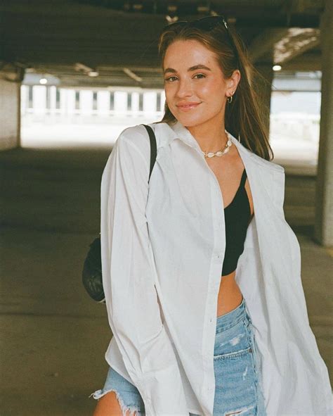 Rachel DeMita 03/29/2023 • CelebMafia