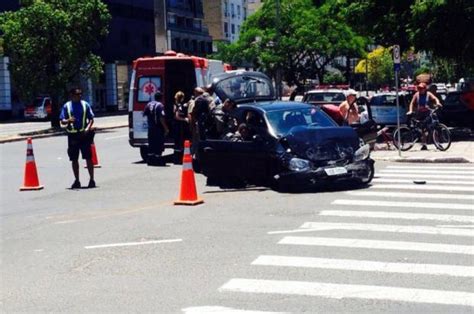 Persegui O Policial Provoca Acidente E Deixa Dois Mortos Notibras