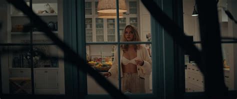 Nude Video Celebs Madelyn Cline Sexy Chase Sui Wonders Sexy Sarah Pidgeon Sexy I Know What