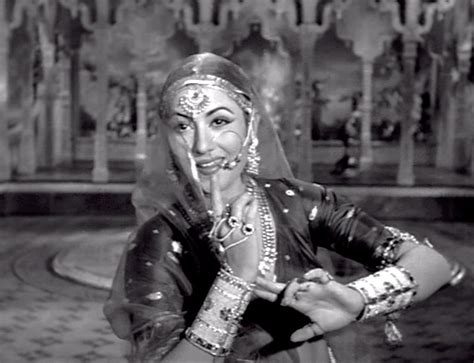 blast    madhubalas tragic life  pictures bollywood bubble
