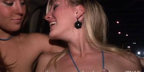 NEBRASKACOEDS Orlando Party Girls Partying Naked In A Random Parking Lot Tnaflix