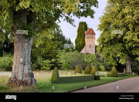 Hinton Ampner National Trust Gardens Hi Res Stock Photography And