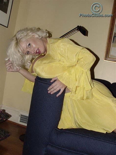 Sarenna Lee Yellow Dress Qnwnxqrj O Porn Pic