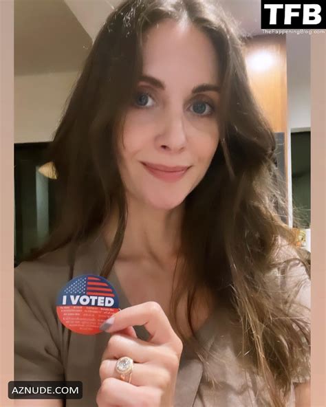 Alison Brie Sexy And Hot Photos Collection Aznude
