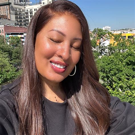 Stylists are revealing the truth about how much do hair stylists make 8