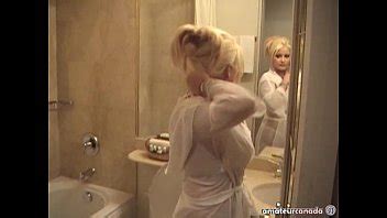 Blonde Girlfriend Plumper Stripping Naked And Playing XVIDEOS