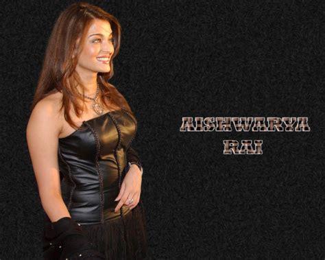 Wallpaper World Aishwarya Rai Latest Hot Photos