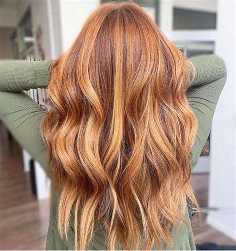 The Prettiest Gingerbread Caramel Hair Colors To Try This Season