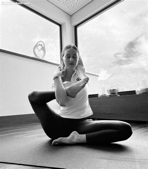 Lucaciu Larisa Lucaciularisa Nude Onlyfans Leaks Fappening Fappeningbook