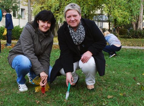 Gro E Pflanzaktion Ameos Klinikum Sch Nebeck