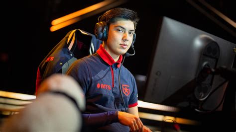nAts reveals his sensitivity settings during VALORANT Champions