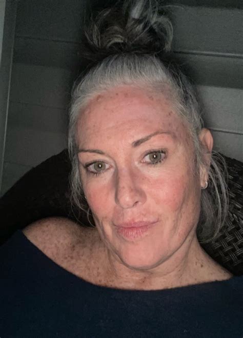 Femme Mature Cherche Un Jeune Homme Femmecherchehomme Ch