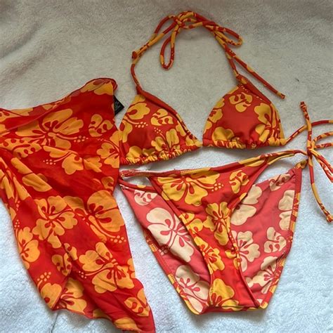 Swim Hawaiian Bikini With Matching Sarong Poshmark