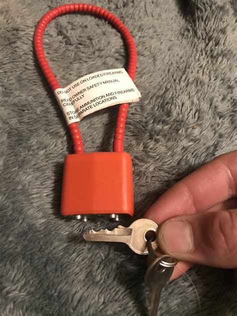 Lock Picking Like A Pro Top Secret Tips On How To Pick A Lock Discover How To Pick A Lock With A Bobby Pin Other Lock Picking Tools