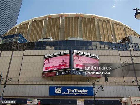 Madison Square Garden Exterior Photos And Premium High Res Pictures