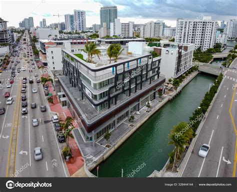 Kimpton Hotel Palomar South Beach aerial photo ⬇ Stock Photo, Image by © felixtm #328444144