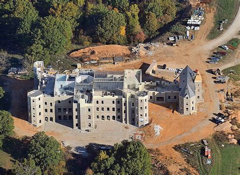 Mansions & More: Update on The Construction of Pensmore, The 70,000 ...