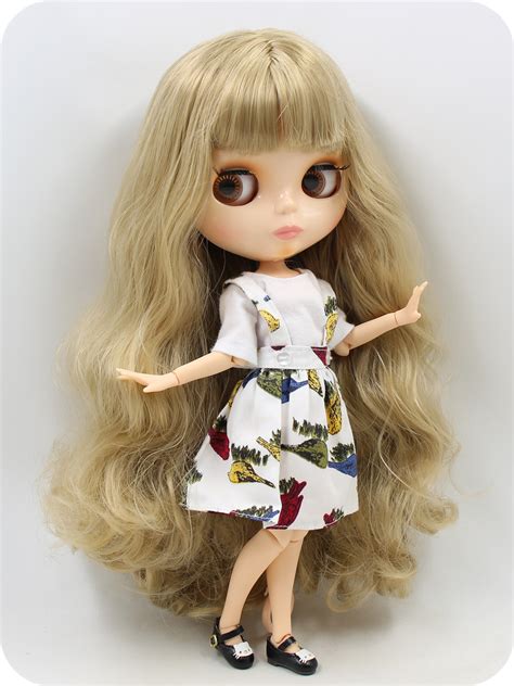 Neo Blythe Doll With Blonde Hair Natural Skin Shiny Pouty Face