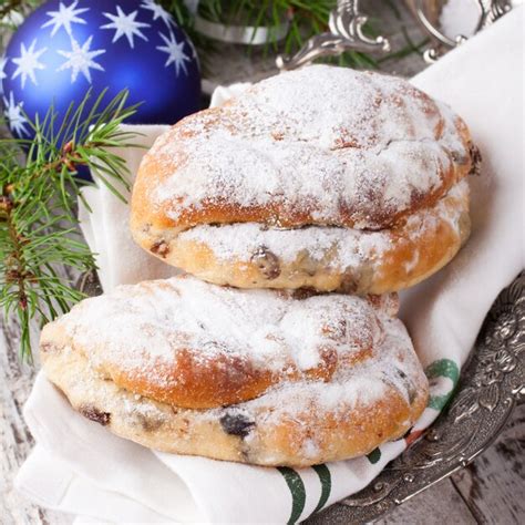 Premium Photo Traditional Christmas Stollen