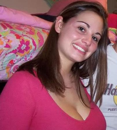 Get Laid Tonight Using The Sex Finder AdultHookup