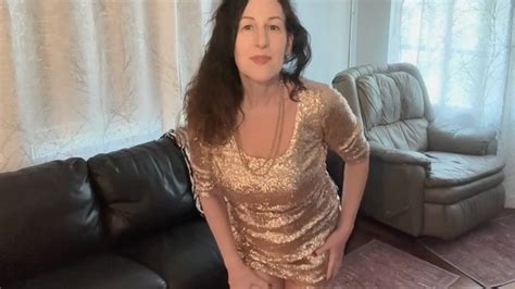 Goldfinger Resolution MP472025 Curvy Mature MILF Amypaige Clips4sale