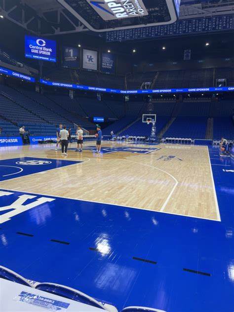 Look The New Rupp Arena Floor Is Here And It S Beautiful