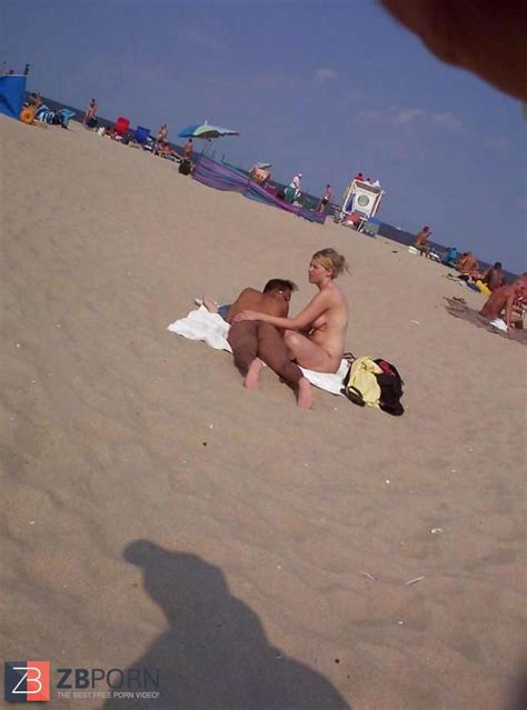Naturist Beach Joy ZB Porn