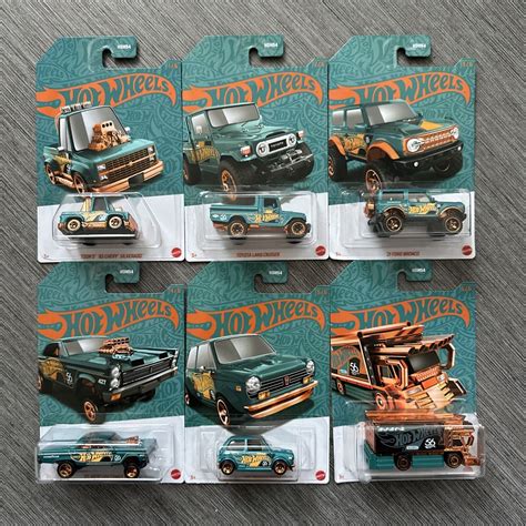 Hot Wheels 56th Anniversary Pearl Chrome Complete Set Of 6 Cars With