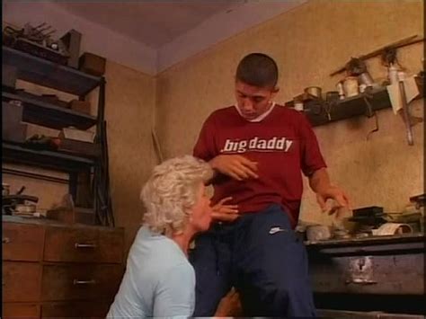 Mamá peluda sucia XVIDEOS