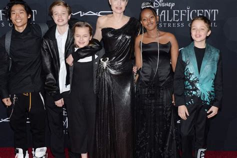 Photos Angelina Jolie Et Brad Pitt Leurs Six Enfants Ont Bien