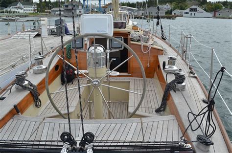 Cockpit 2 Classic Boats Cockpit Boat