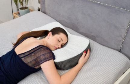 Memory Foam Pillows for Stomach Sleepers Provide Support and Comfort