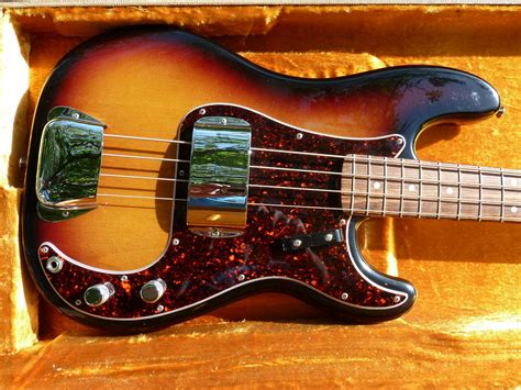 Photo Fender American Vintage 62 Precision Bass Fender American Precision Bass Vintage 1962