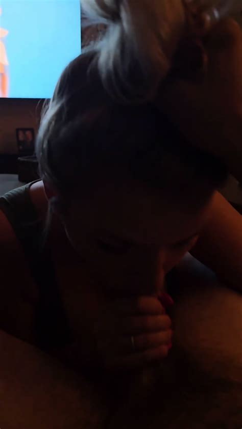 Blowjob Slutty Wife MILF