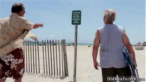 Vidéos vieilles femmes XVIDEOS