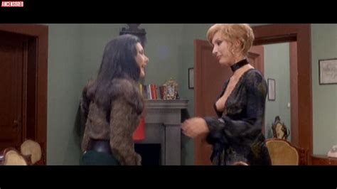 Marina Malfatti nude pics página 1