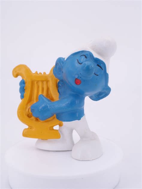 20070 - Smurf with harp Item details