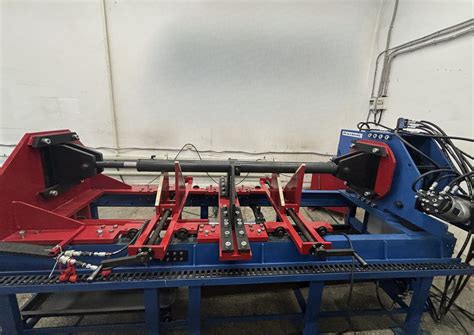 Стенд для сборки и разборки гидроцилиндров | ИРМАШ