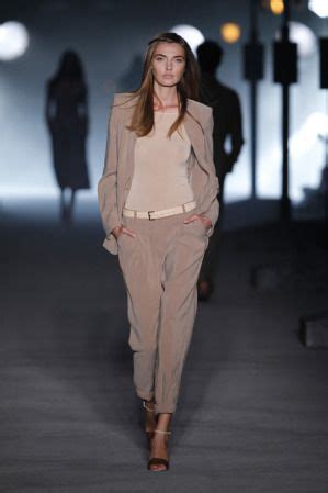 Un Color Obligado En Verano Nude Entrebellas