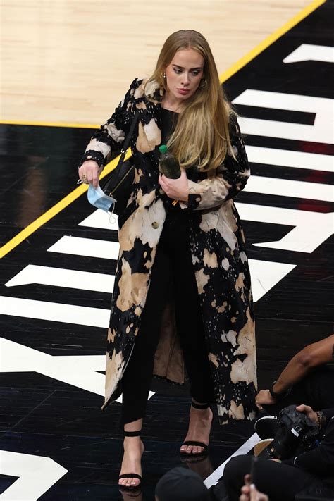 Fashion-Looks: Der Style von Adele | GALA.de