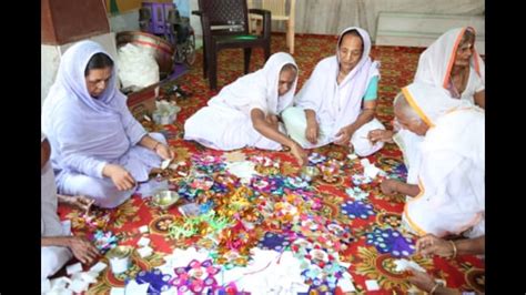 Vrindavan Widows Send ‘rakhis National Flags To Pm Modi Hindustan Times