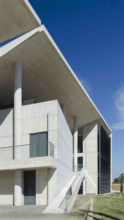 Gallery of Administration of the Municipal Water Supply / VTria