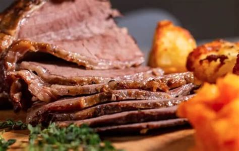 The Ideal Core Temperature For Roast Beef | Chef Reader