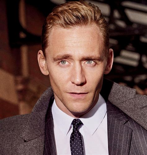 Unveiling The Height Of Tom Hiddleston A Closer Look At The Marvel Star