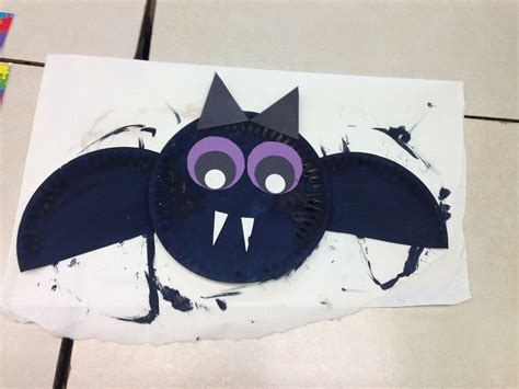 Bat Paper Plate Craft | MockupsCreative.com